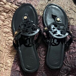 Knock off of Tory Burch Black Patent Sandals
